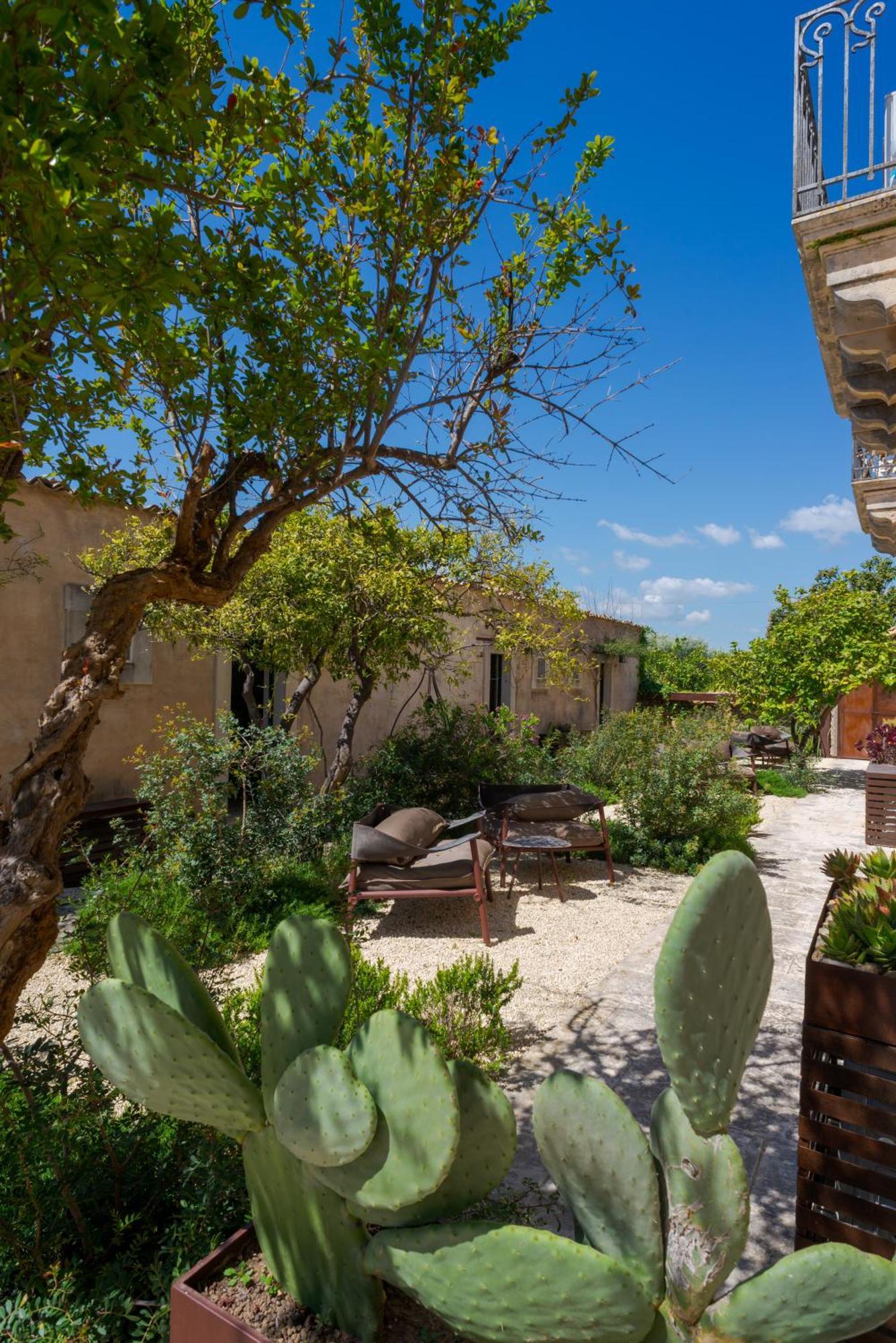 Baglio Siciliamo (adults Only) Hotel