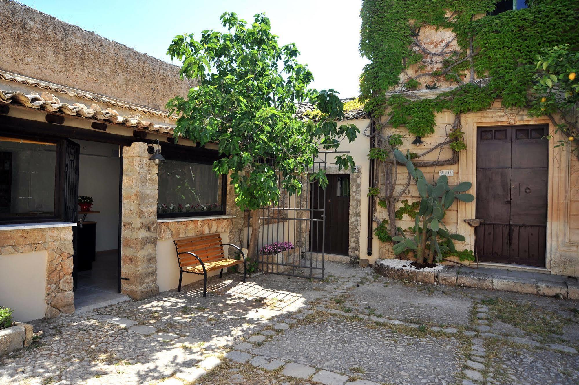 Baglio Siciliamo (adults Only) Hotel 3*